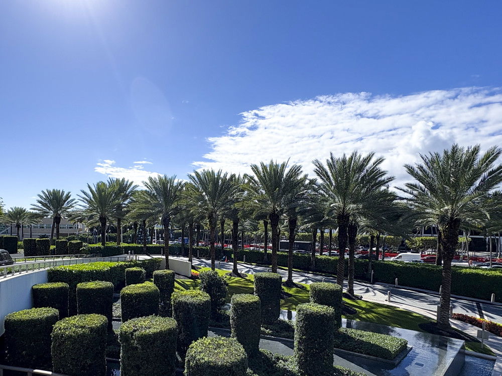 St. Regis Bal Harbour South  photo 3